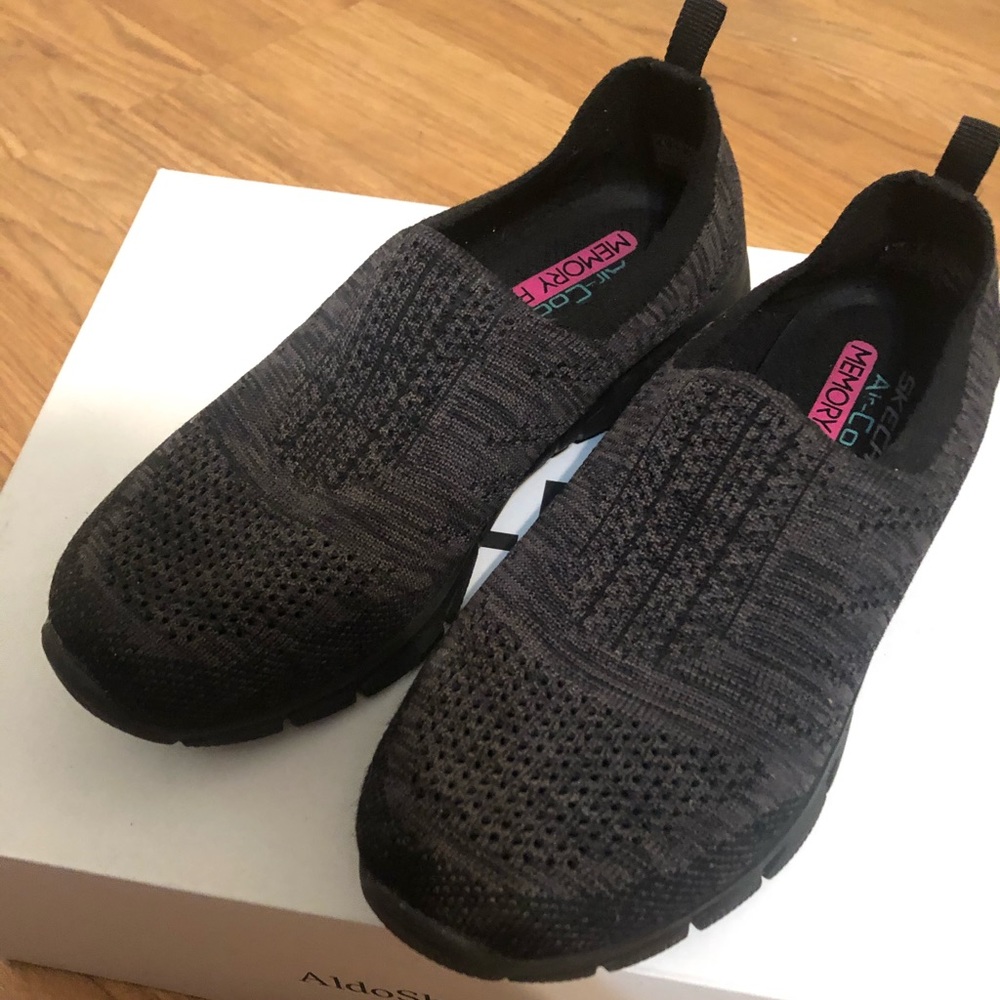 Sketchers Memory Foam